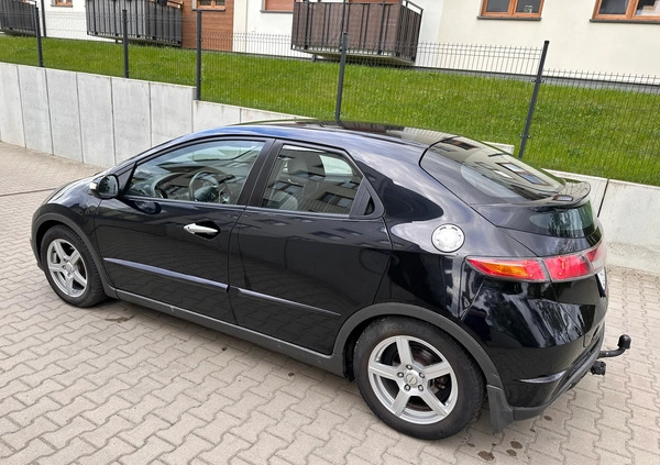 Honda Civic cena 23900 przebieg: 209000, rok produkcji 2008 z Szczecin małe 121